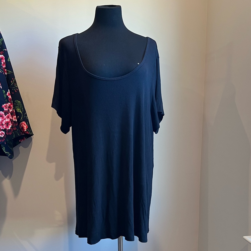 Black Ribbed Tee | LuLaRoe | 3X